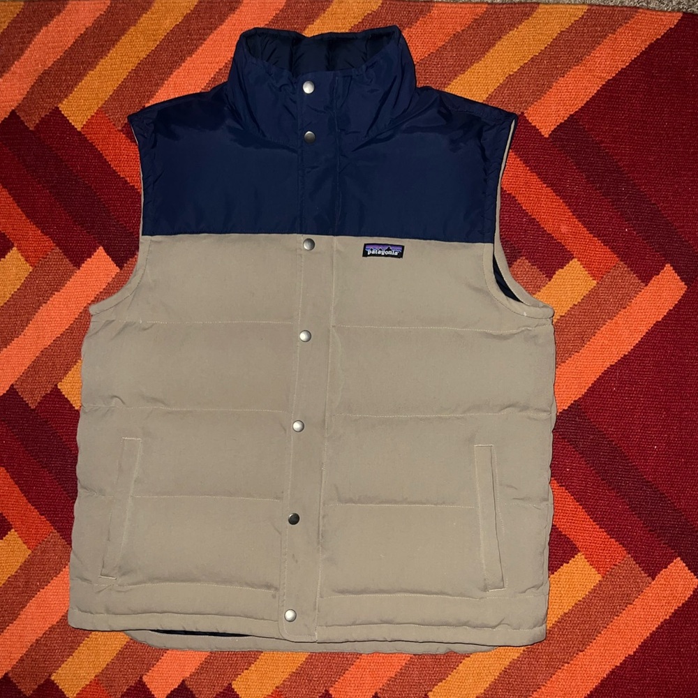 Like New Patagonia Men's Down Puffer Vest - Navy and Tan